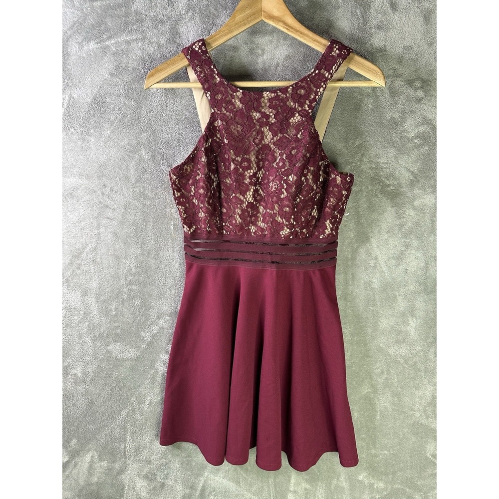 Speechless Dress Women's 5 Burgundy Floral Sheer Cutout Sleeveless Prom‎ Wedding